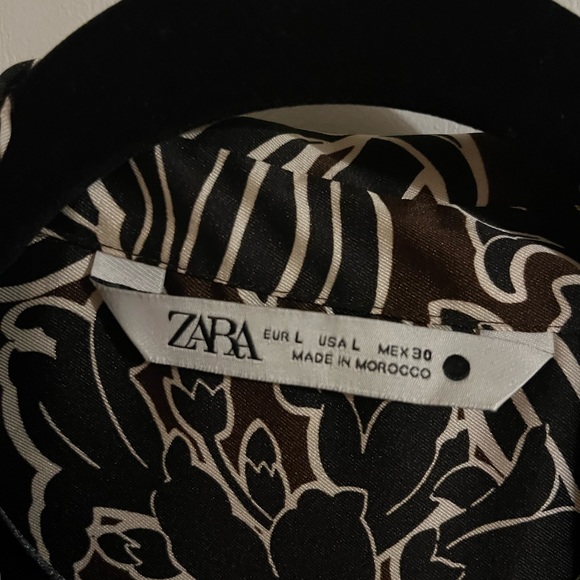 ZARA Wrap Dress - Picture 2 of 4